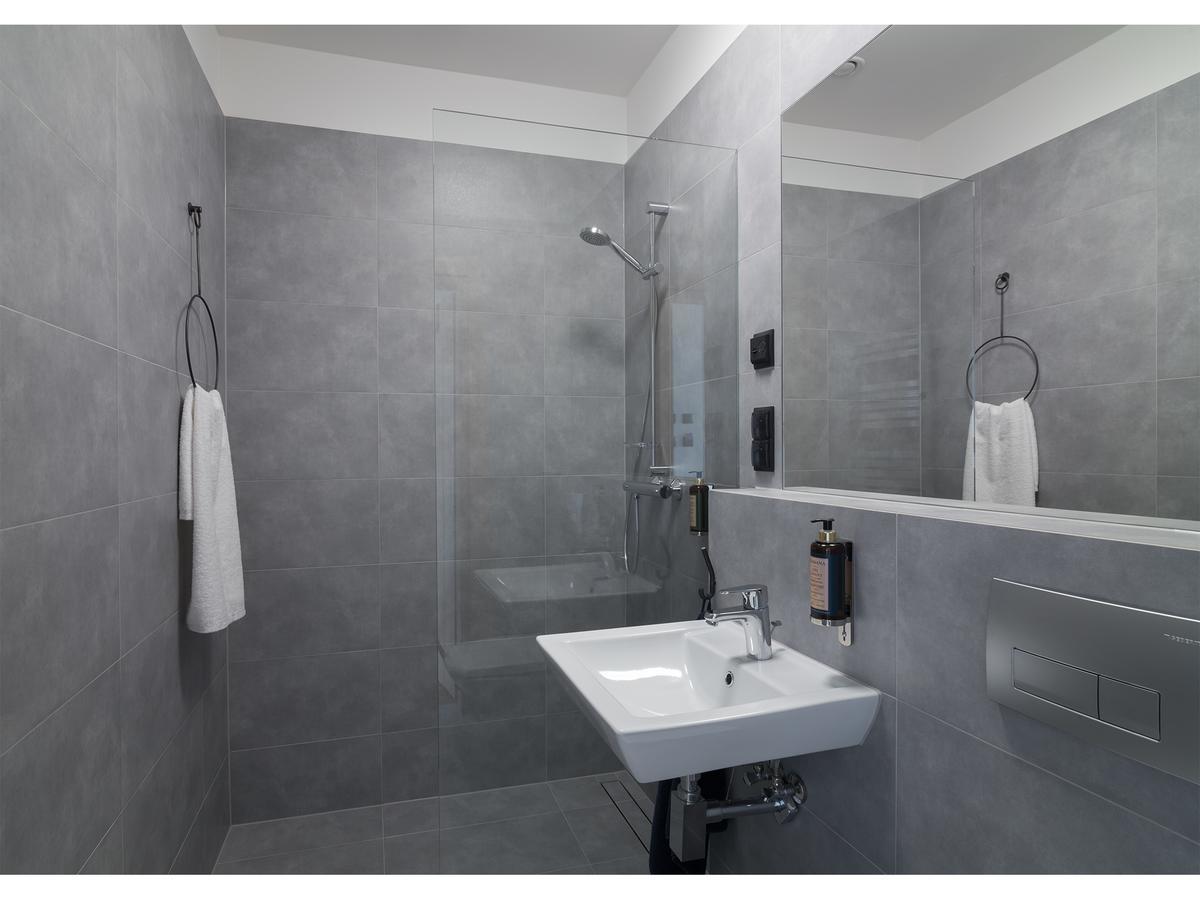 Well Well Aparthotel Krakow Exterior photo