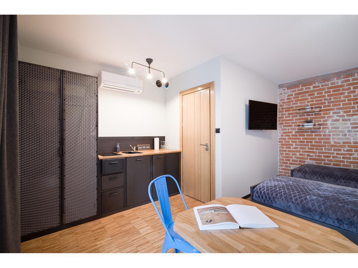 Well Well Aparthotel Krakow Exterior photo
